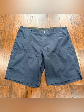 KUHL Renegade Cargo Shorts Mens 40 Hiking Outdoor Technical Performance